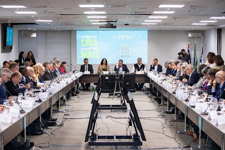 5e3baf13 e34c 46f1 aa3d 073d5a70bb22